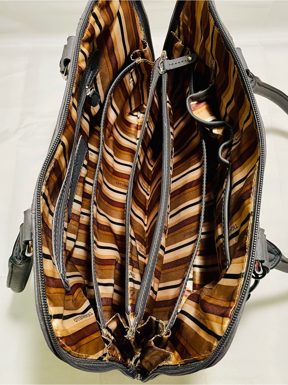 Tignanello "Clean & Classic" Saffiano Leather Satchel / Tote, LNC - Picture 13 of 16